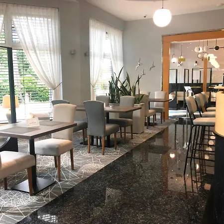 Hotel Morskie Oko 3*